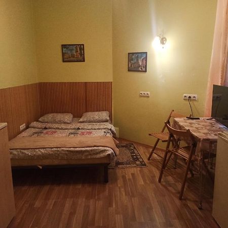 Смарт-Економ,10 Хв До Ж/Д Вокзалу Apartment Lviv Ngoại thất bức ảnh
