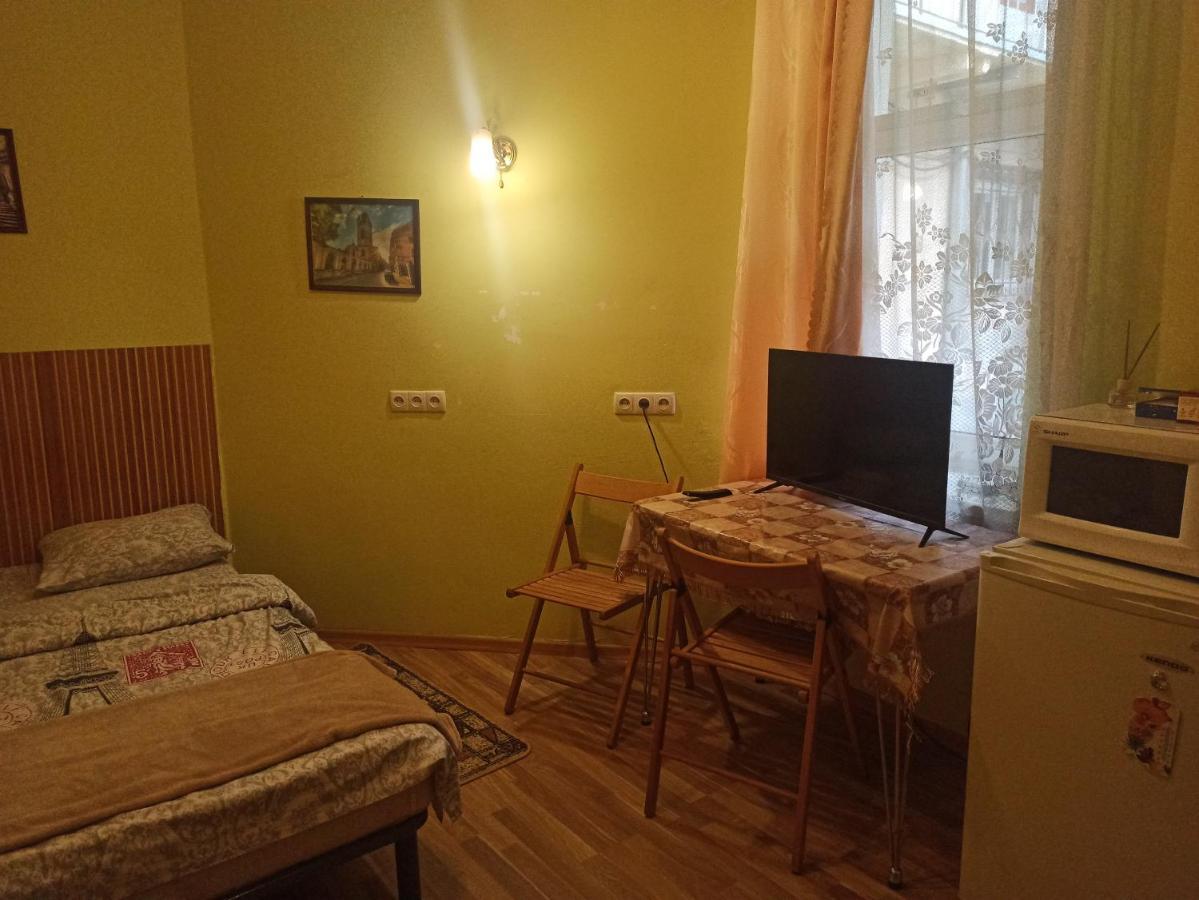 Смарт-Економ,10 Хв До Ж/Д Вокзалу Apartment Lviv Ngoại thất bức ảnh